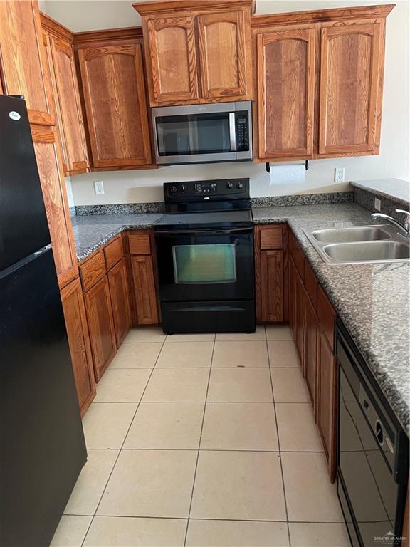 Foto del edificio - 6 Scottland Dr