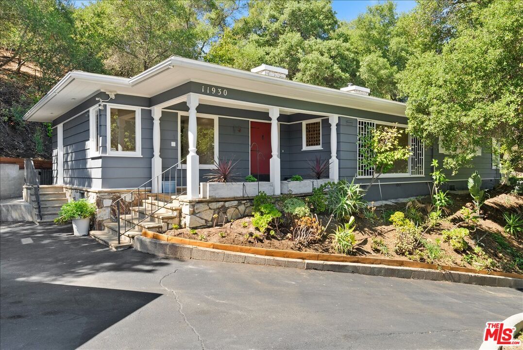 Foto principal - 11930 Briarvale Ln