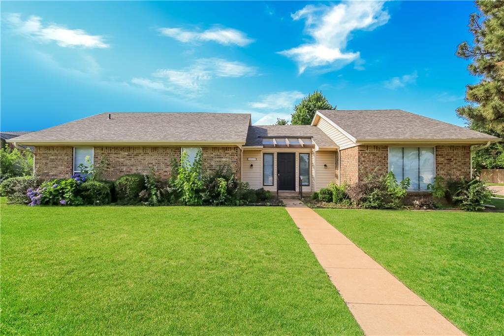 Foto principal - 3920 Green Hills Ct