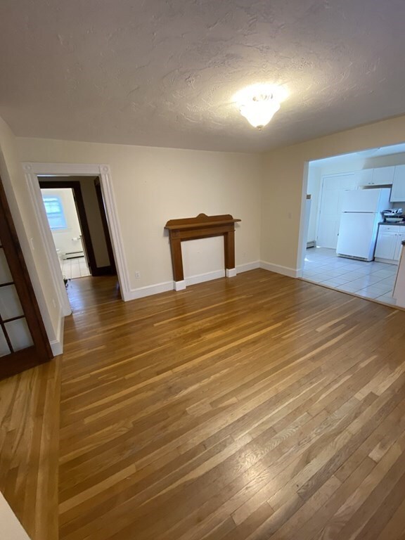 Foto del edificio - 239 Robbins St