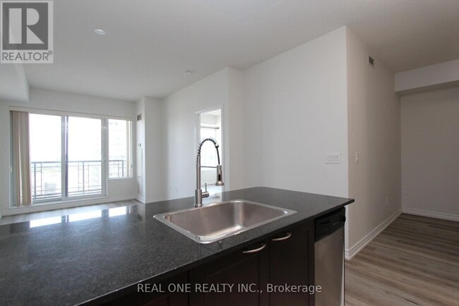 Building Photo - 385 Prince of Wales Dr