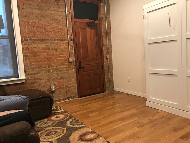 Foto del edificio - Bright Studio at Turner Hall