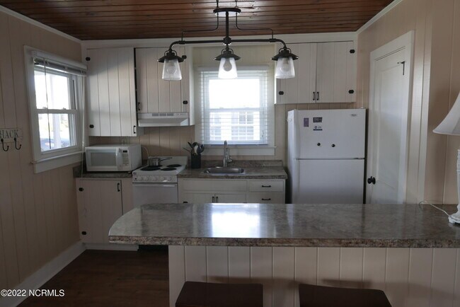 Building Photo - 509 W Bogue Blvd