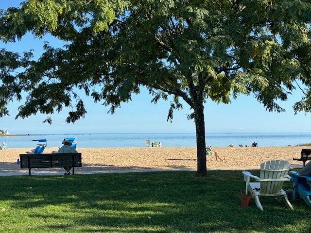 Foto del edificio - 93 Seaside Ave