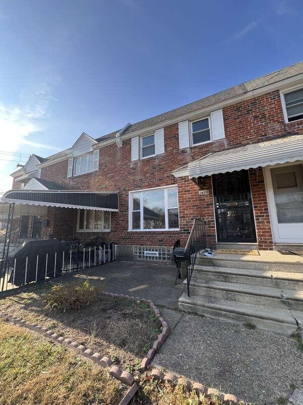 Primary Photo - 7473 Brockton Rd