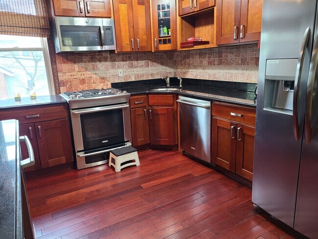 Foto del edificio - 8401 94th St