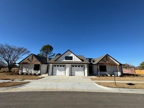 Building Photo - 3428 N Ironwood Ave