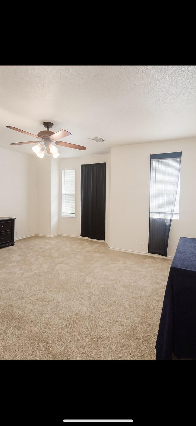 Foto del edificio - 23827 Pebworth Pl