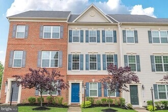 Building Photo - 7204 Brinley Way