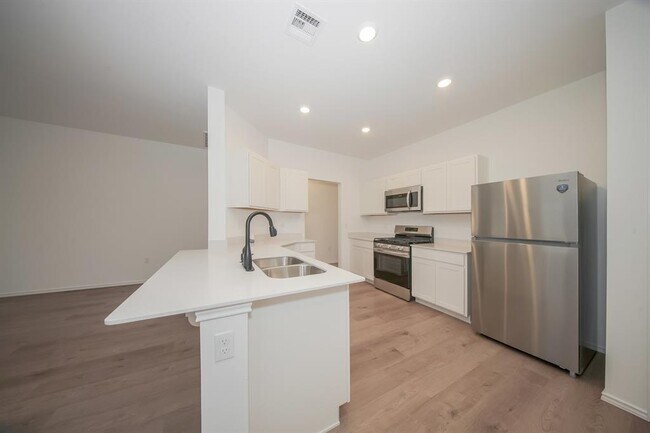 Building Photo - 1841 Rock Elm Dr