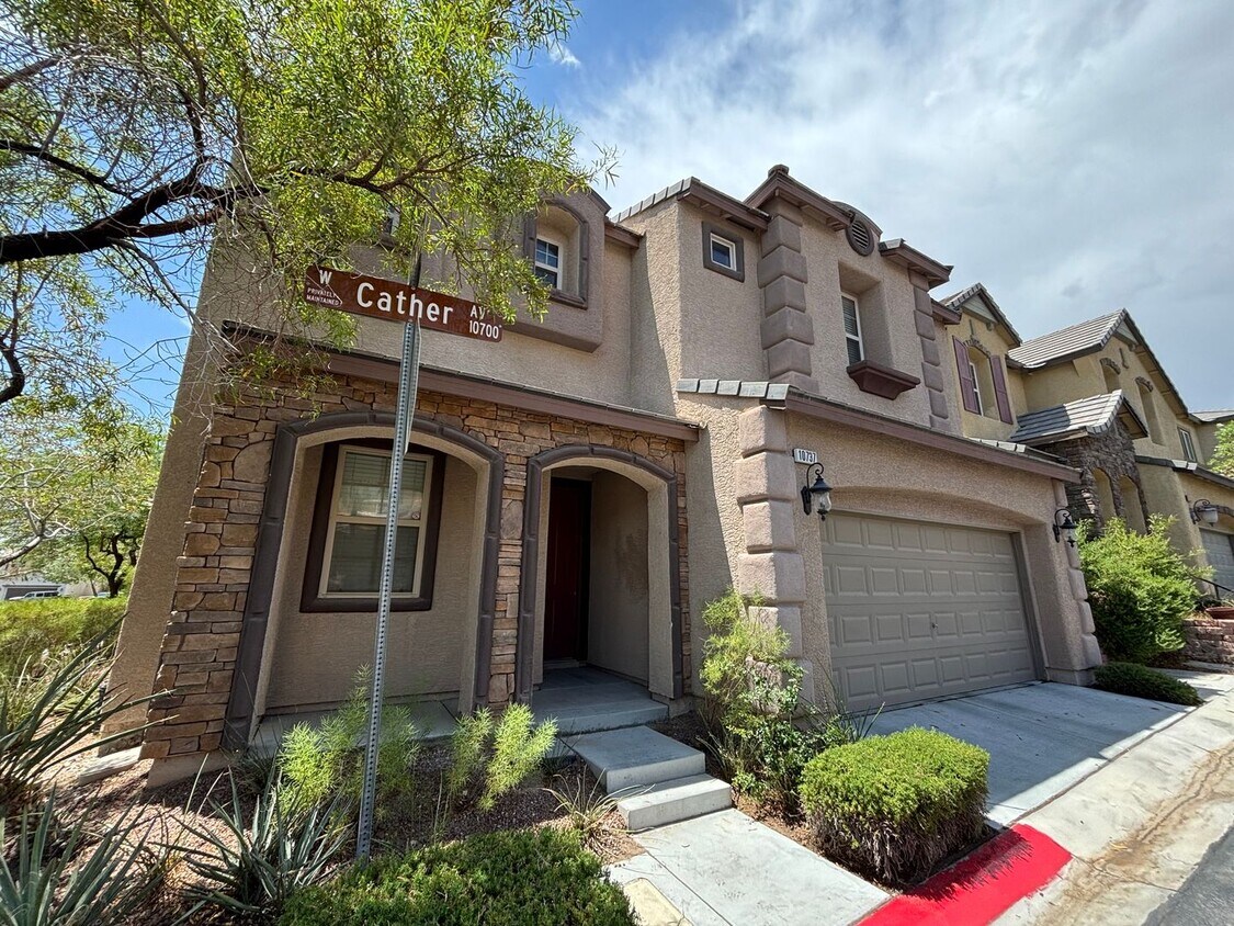 Foto principal - Elegant 3Bed/3Bath Home with Loft in the P...
