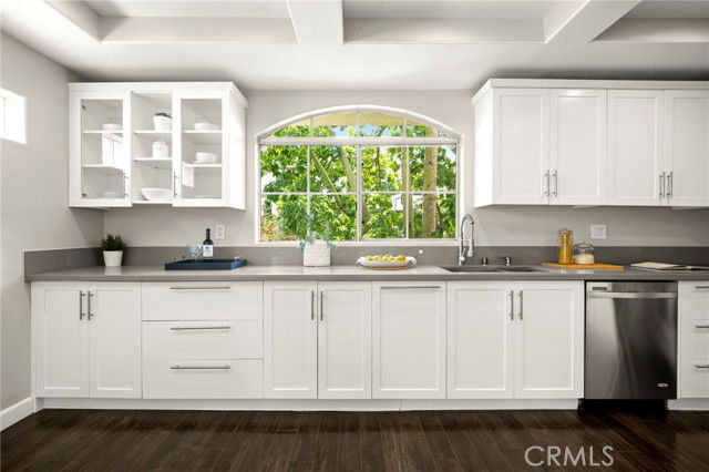 Foto del edificio - 12919 Bloomfield St