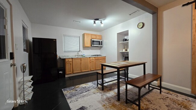 Building Photo - 634 Mephisto Cir