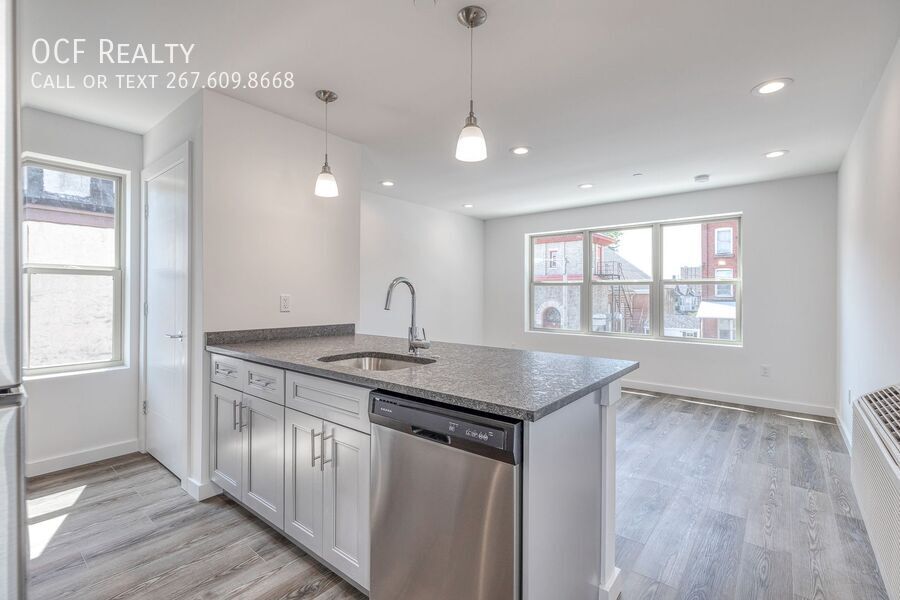 Primary Photo - 751 N 43rd St