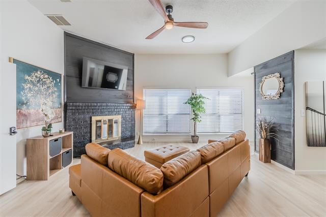 Foto del edificio - 530 W Warrior Trail