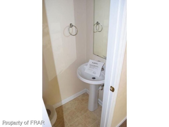 Building Photo - 609 Lumberly Ln
