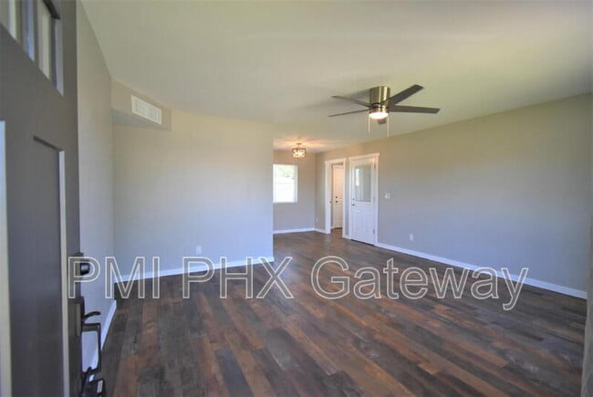 Photo - 333 E Park Ave House