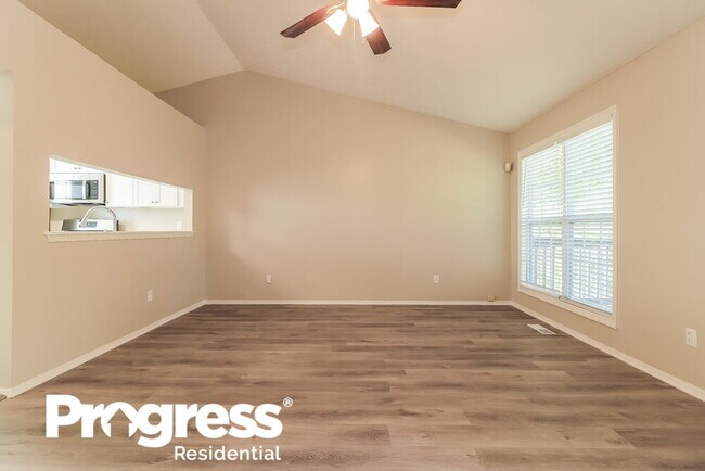Building Photo - 903 Highland Terrace NE