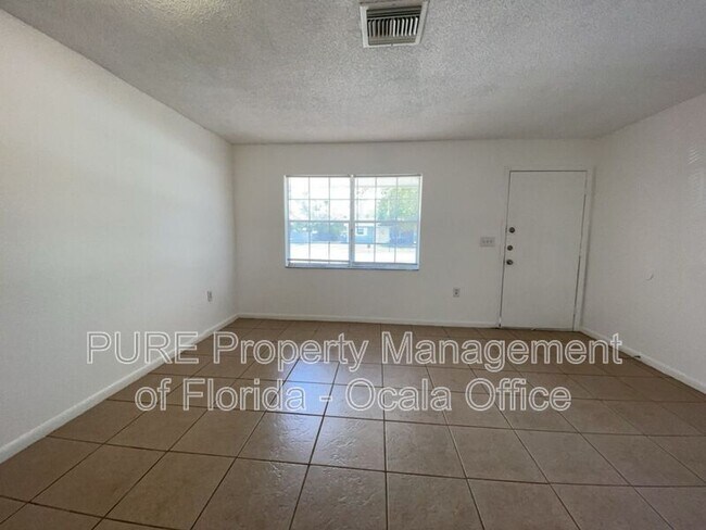 Building Photo - 14484 SW 39th Ct Rd