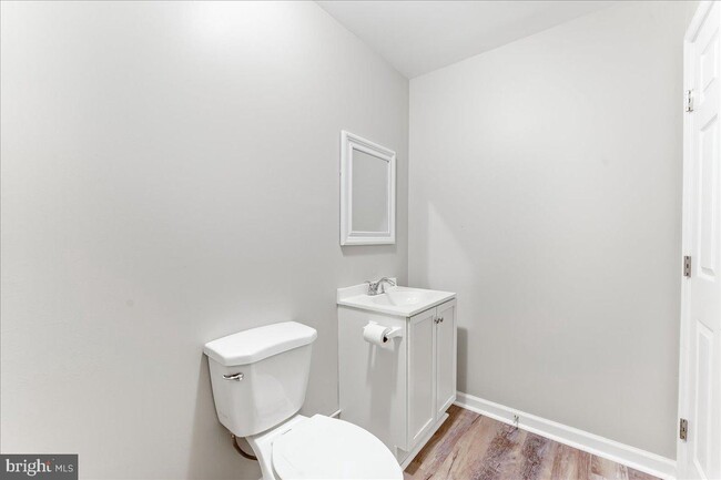Building Photo - 412 Larose Dr