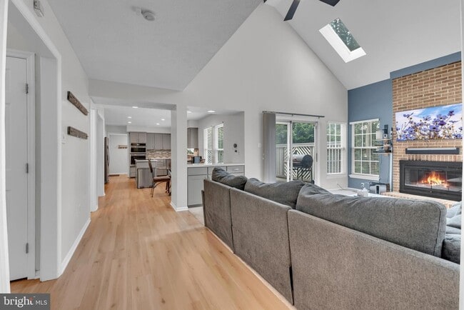 Building Photo - 1402 Bermuda Dunes Ct