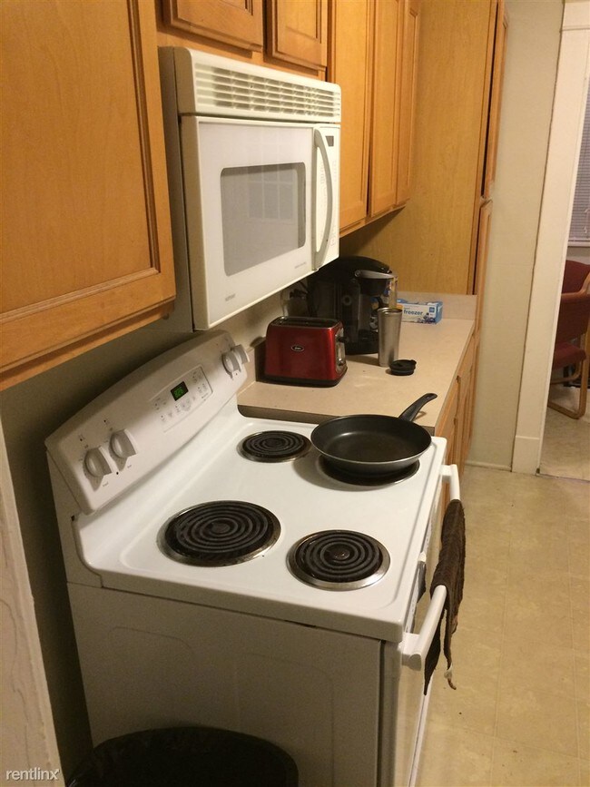 Building Photo - 1207 Cambridge Ct