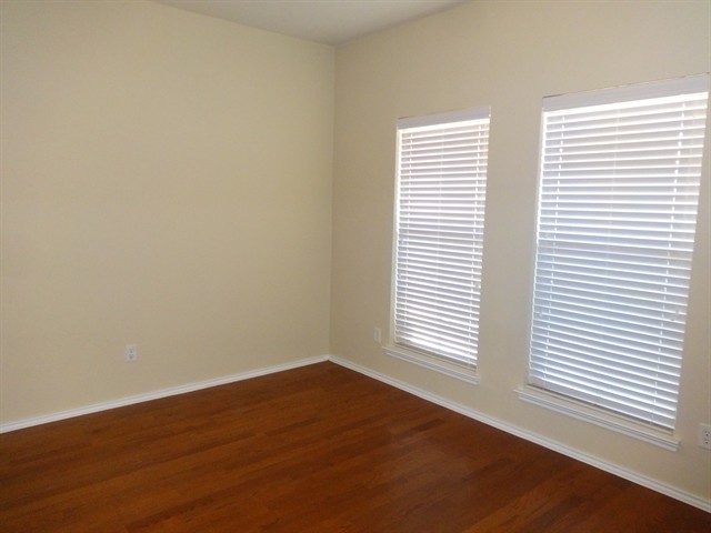 Foto del edificio - 2969 Lakeview Circle
