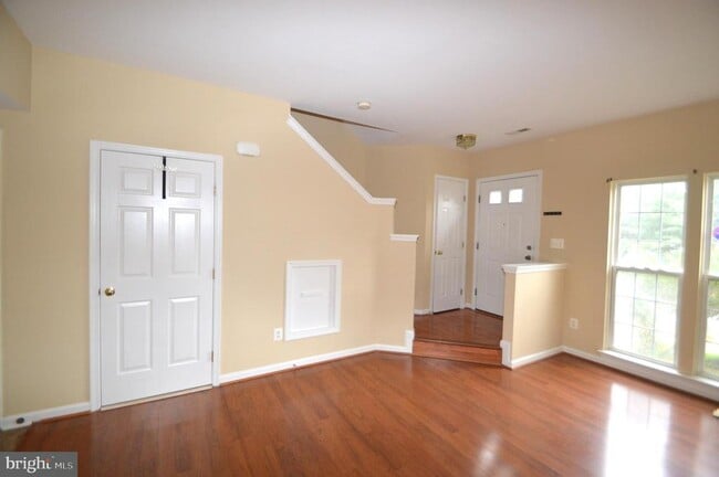 Building Photo - 21081 Pickerelweed Terrace