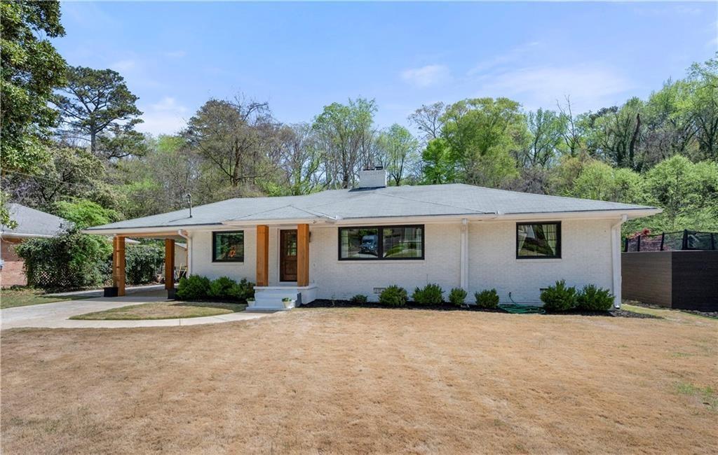 Foto principal - 4237 Rickenbacker Way NE