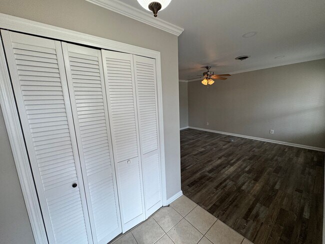 Foto del edificio - Nice 3/1.5 Brick House in Armuchee- $1,495