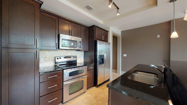 Spacious kitchens - The Point at Falls Church