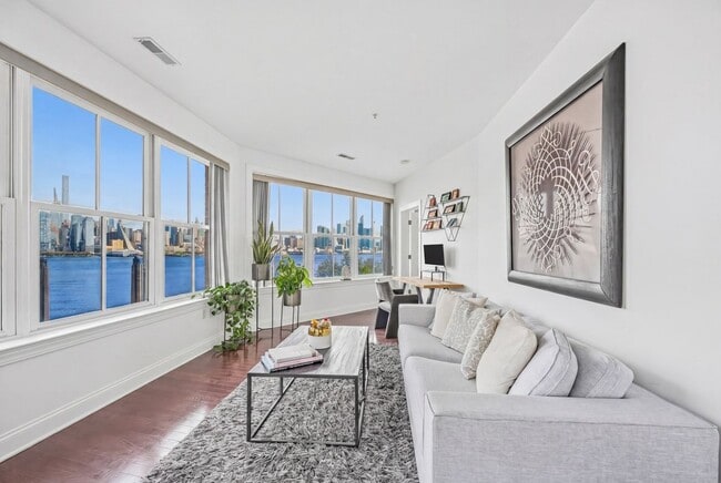 Foto del edificio - 22 Ave at Port Imperial