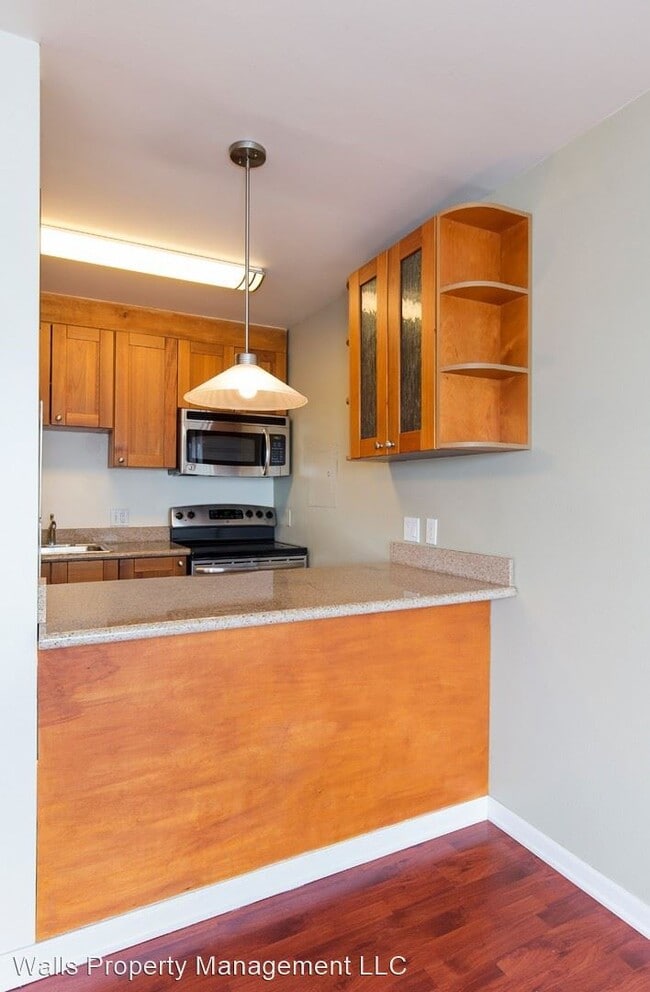 Building Photo - 5210 Russell Ave NW
