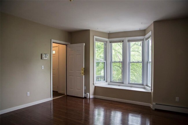 Foto del edificio - 89 Knowles St