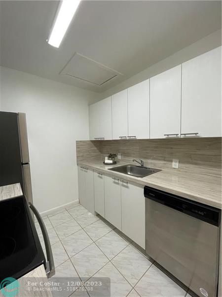 Foto del edificio - 121 Fanshaw C