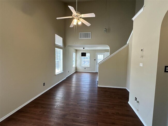 Foto del edificio - 2315 Bluffstone Dr