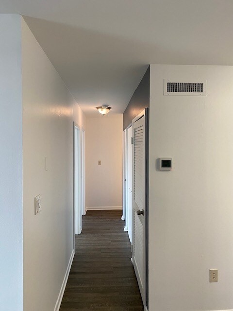 Foto del edificio - 130 Slade Ave