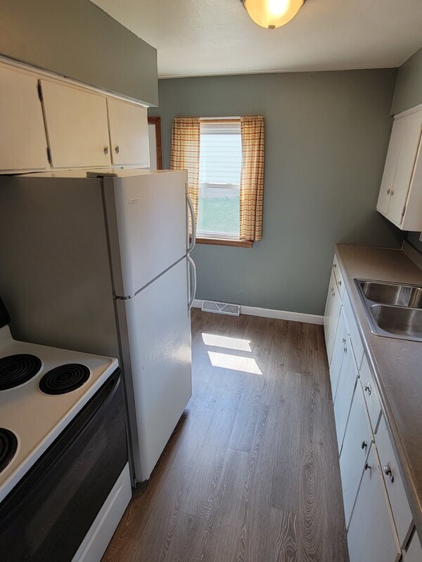 Foto del edificio - 1221 Southlawn Dr