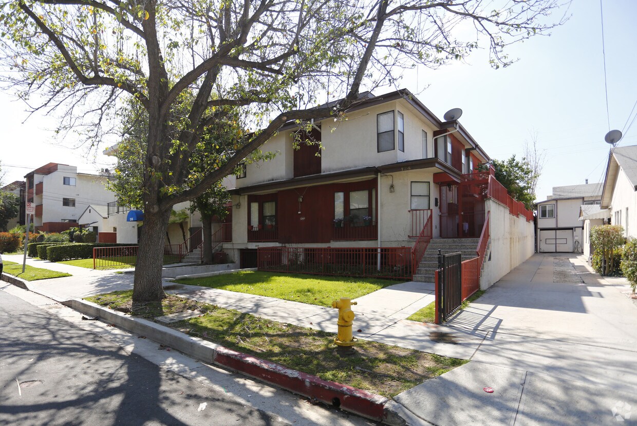 Building - 1244 Stanley Ave