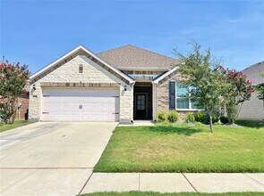 Building Photo - 3620 Venetian Ct