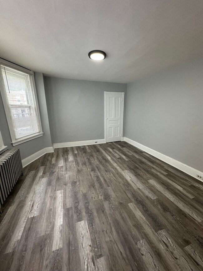 Foto del edificio - 117 N Front St