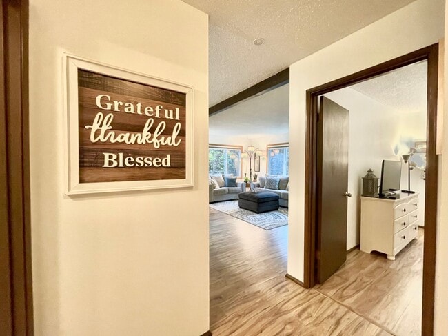 Building Photo - 1220 Glacier Ave