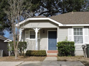 Building Photo - 2322 Shoal Creek Dr