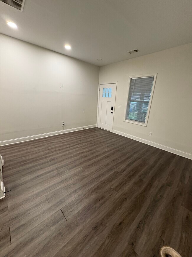 Foto del edificio - 1473 Connally Ave SW