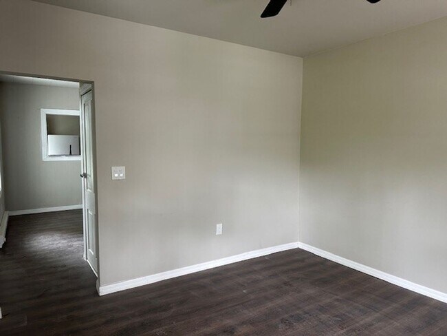 Foto del edificio - 564 Race St