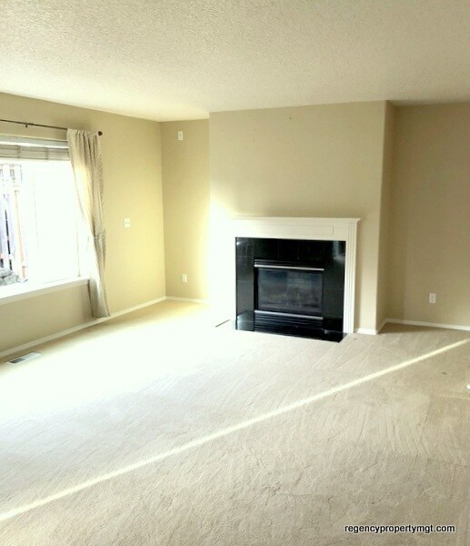 Foto del edificio - Beaverton 3 bd, 2.5ba. Kitchen w/white til...