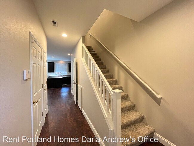 Building Photo - 3 br, 2.5 bath House - 767 SW 198th Pl