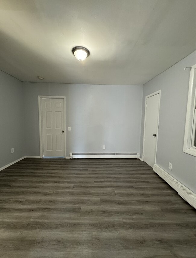 Building Photo - 62 Atlantic St