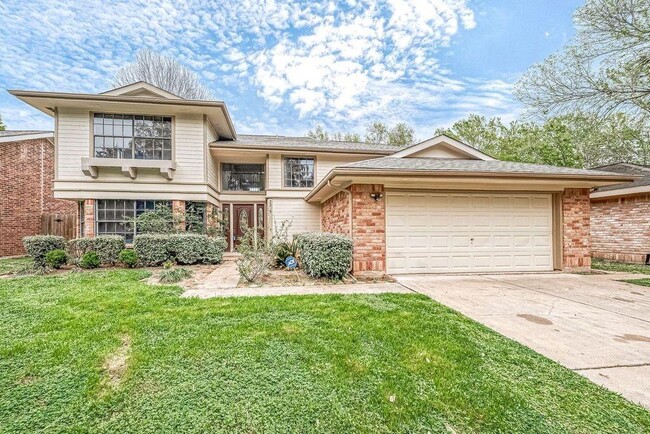 Foto del edificio - 2039 Shorewood Ln