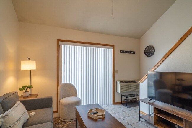 Foto del edificio - 513 S Beech St